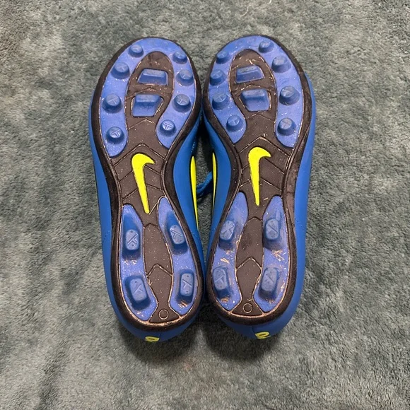 Nike Tiempo Genio Leather Soccer Shoes - Picture 4 of 4